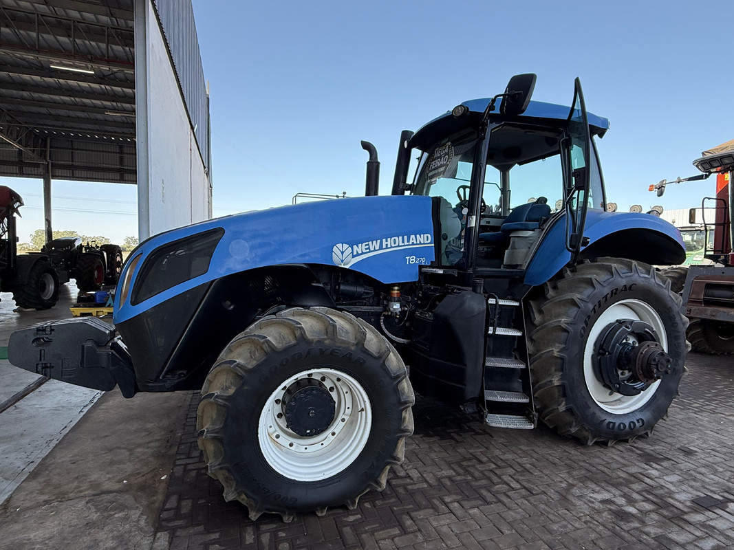 Trator New Holland T8 295 4x4 Seu Jeito Digital de Fazer Agro